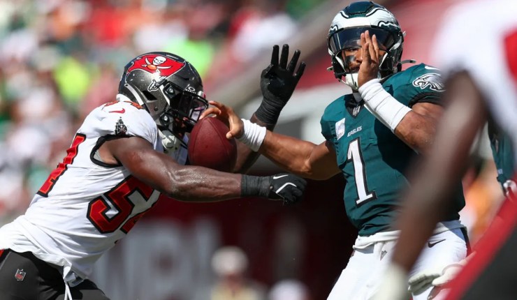 Eagles’ Struggles Continue in Lackluster 33-16 Loss to&nbsp;Buccaneers